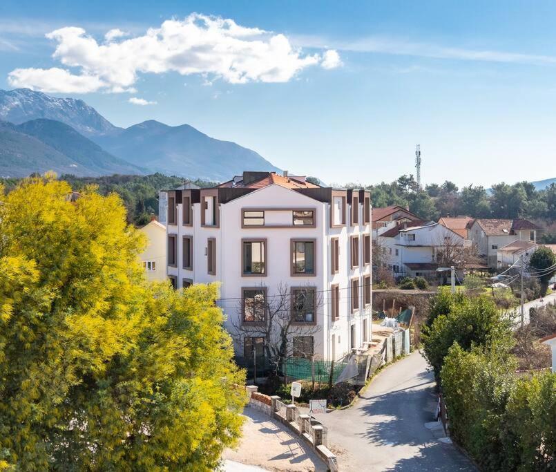 Mini Condos 13 D1 - Modern Studio With Mezzanine Tivat Zewnętrze zdjęcie